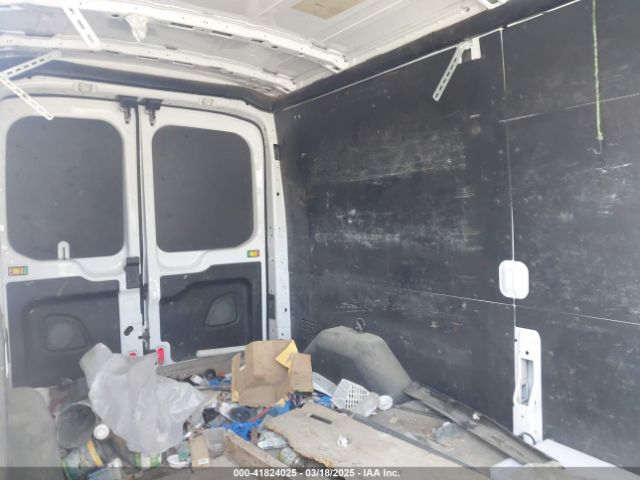 1FTYR2CM3KKB23320 Ford Transit-250