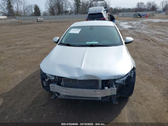W04GM6SX6K1066687 Buick Regal Sportback Fwd Preferred Ii