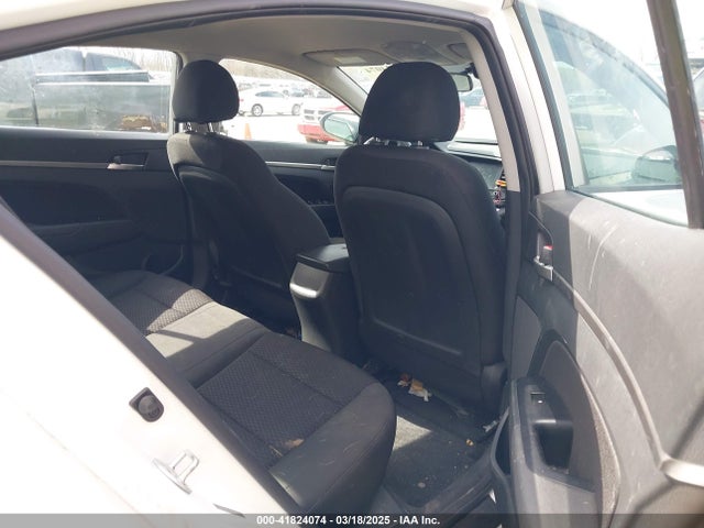5NPD84LF1KH478810 Hyundai ELANTRA SEL