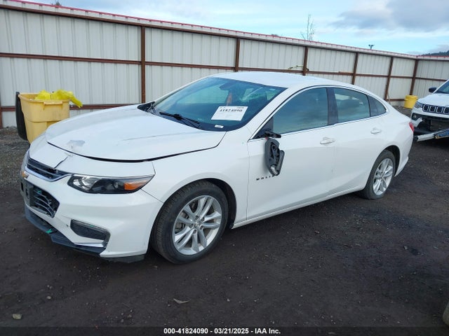 1G1ZD5ST3JF260061 Chevrolet MALIBU LT