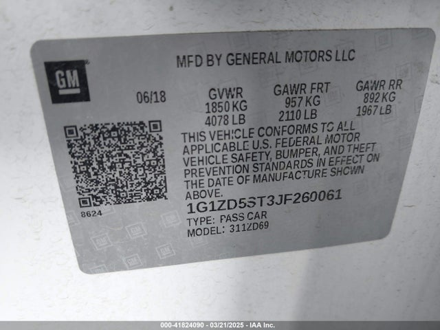 1G1ZD5ST3JF260061 Chevrolet MALIBU LT