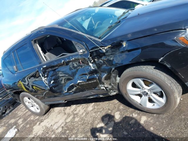 1C4NJDBB6GD751583 Jeep Compass Sport