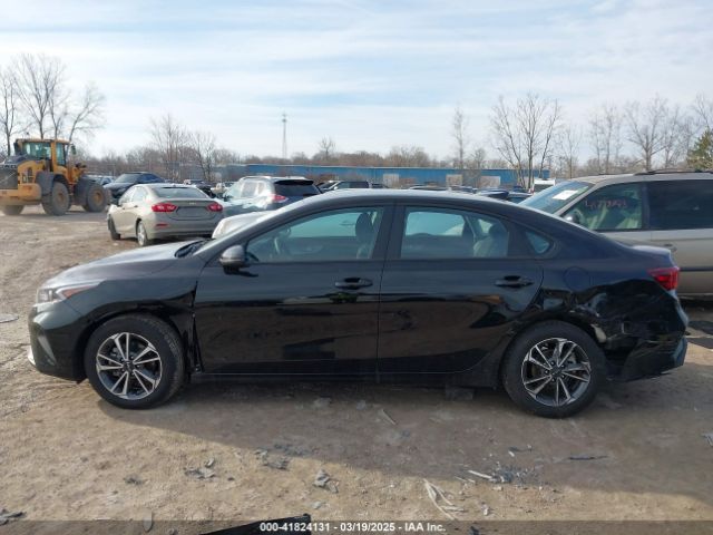 3KPF24AD5RE840129 KIA Forte Lxs