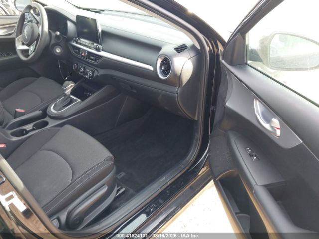 3KPF24AD5RE840129 KIA Forte Lxs