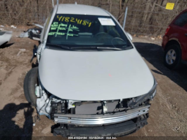 JTND4MBE0P3196869 Toyota COROLLA SE