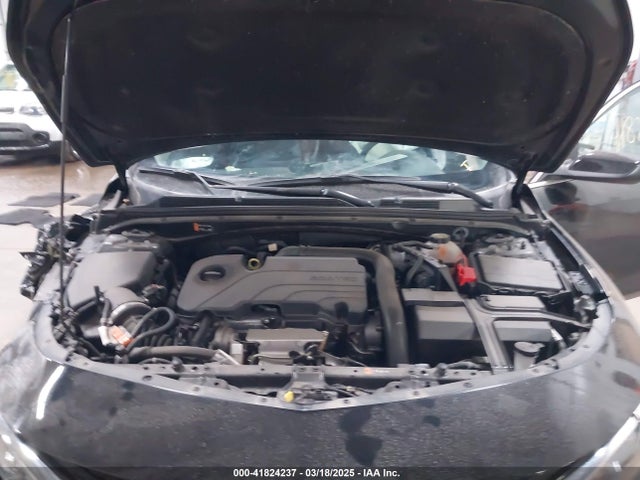 1G1ZD5ST3NF196061 Chevrolet Malibu Fwd Lt