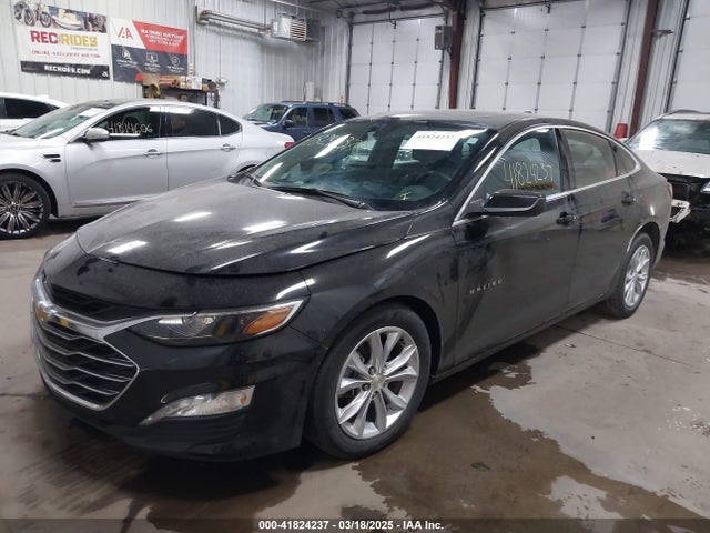 1G1ZD5ST3NF196061 Chevrolet Malibu Fwd Lt