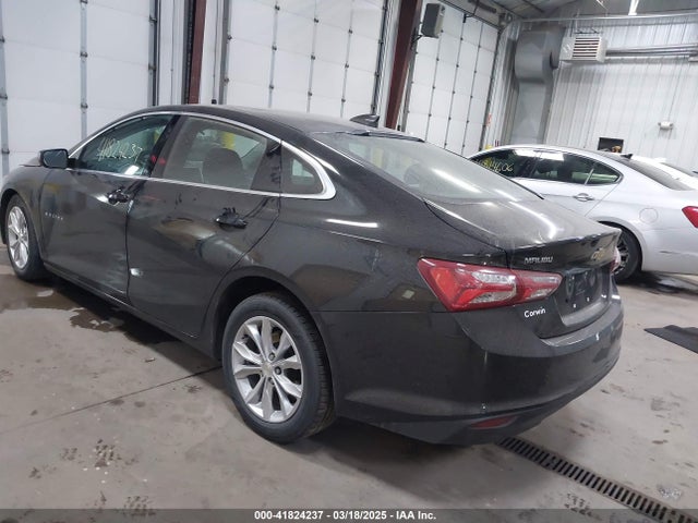 1G1ZD5ST3NF196061 Chevrolet Malibu Fwd Lt