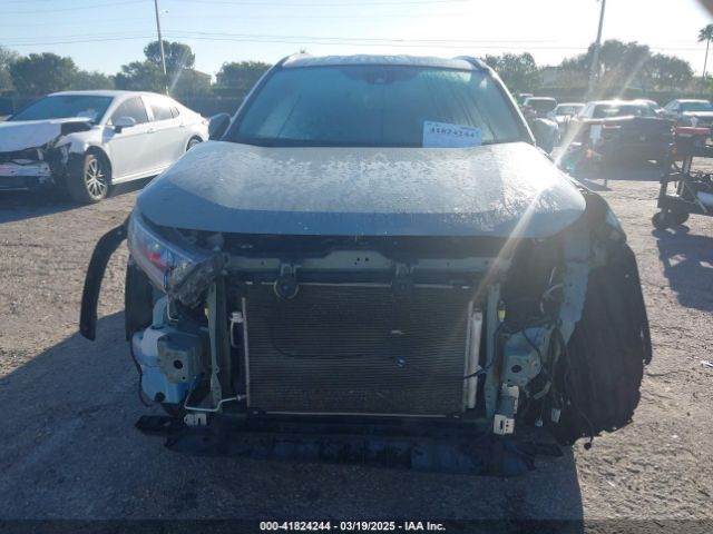 2T3P1RFV3MW172706 Toyota Rav4 Xle