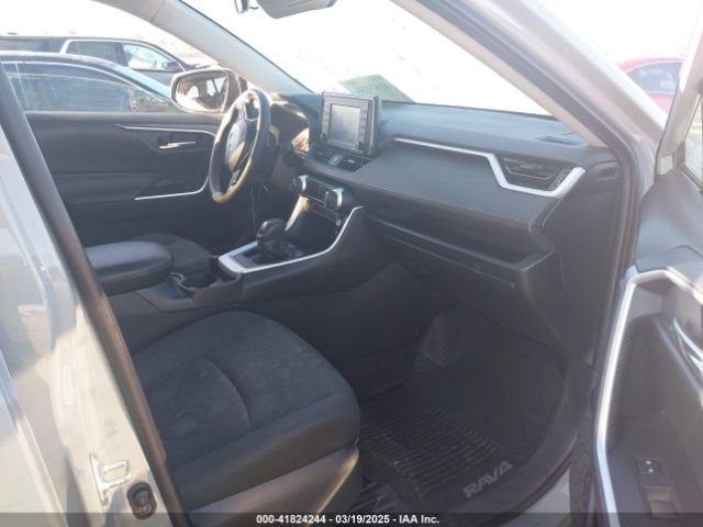 2T3P1RFV3MW172706 Toyota Rav4 Xle