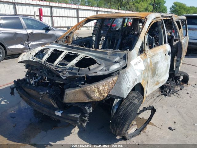 2018 KIA SEDONA KNDMC5C18J6400879 Photo 1