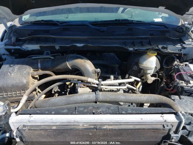 1C6RR6FT8JS132373 RAM 1500 Tradesman  4x2 6'4 Box