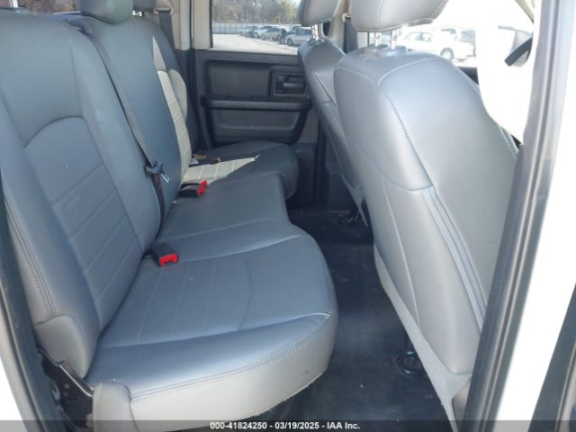 1C6RR6FT8JS132373 RAM 1500 Tradesman  4x2 6'4 Box
