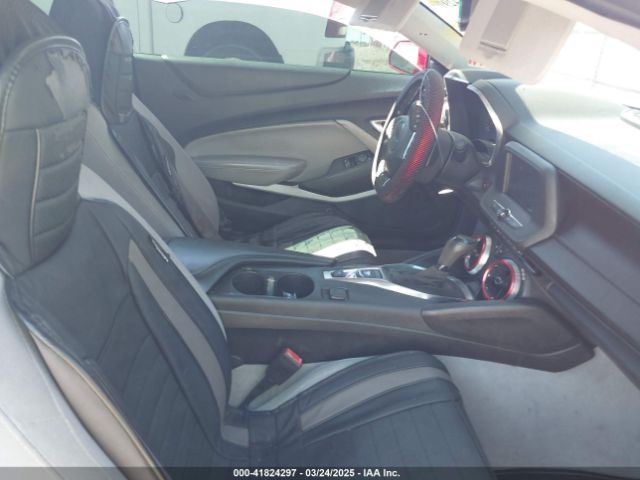 1G1FB1RS2J0159093 Chevrolet Camaro 1lt