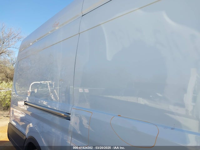 1FTBR3X8XPKA69739 Ford Transit-250 Cargo Van