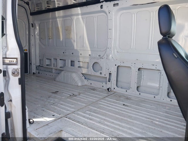 1FTBR3X8XPKA69739 Ford Transit-250 Cargo Van