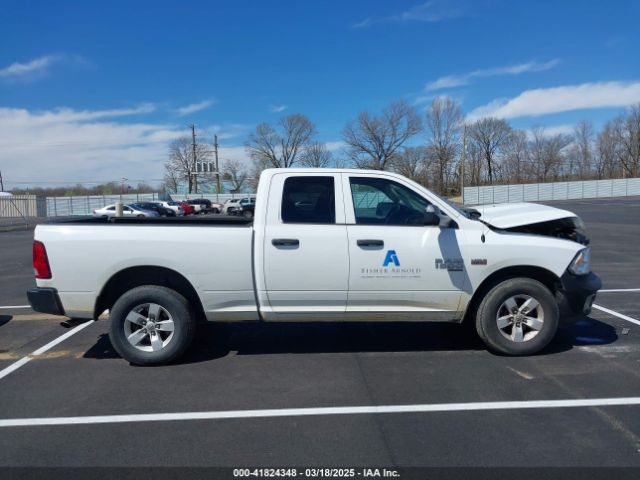 1C6RR7FT5NS250019 RAM 1500 Classic Tradesman  4x4 6'4 Box