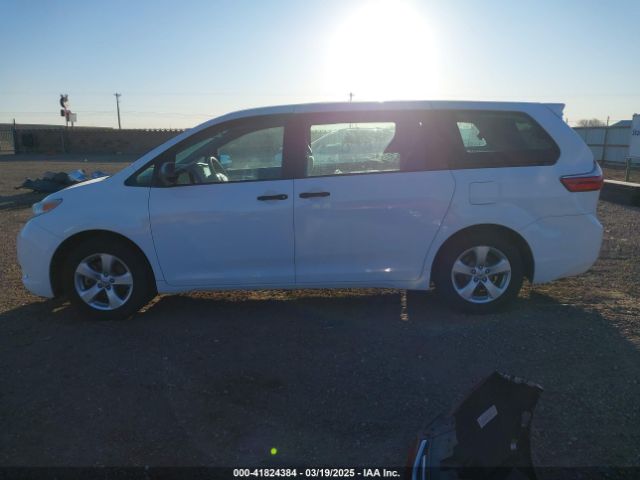 5TDZZ3DC3HS828040 Toyota Sienna L 7 Passenger