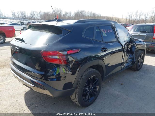 KL77LKE22RC106616 Chevrolet Trax Fwd Activ