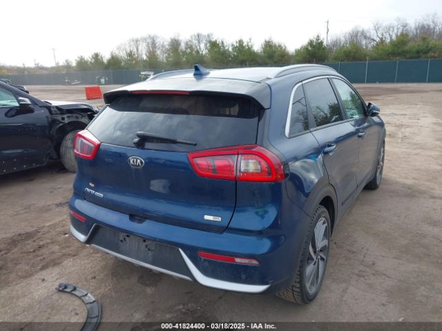 KNDCE3LC6J5174472 KIA Niro Touring