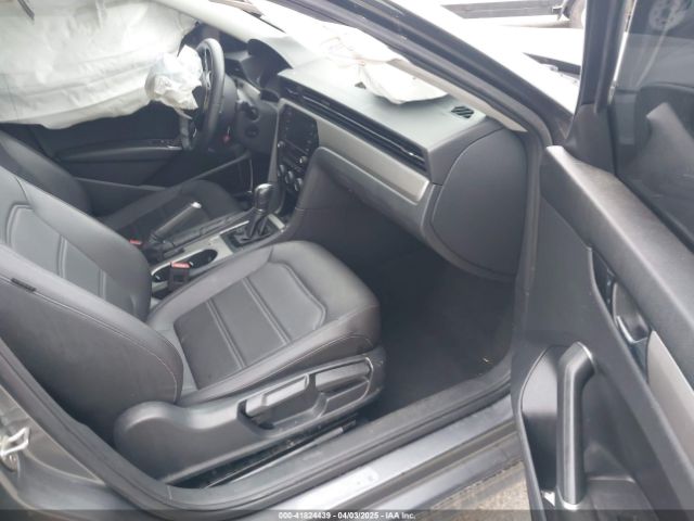 1VWSA7A36MC000433 Volkswagen Passat 2.0t Se