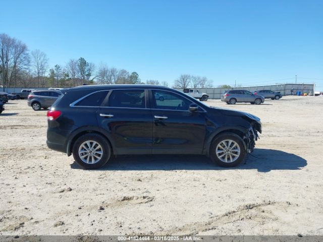 5XYPG4A38HG265412 KIA Sorento 2.4l Lx