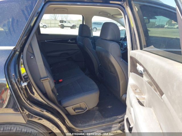 5XYPG4A38HG265412 KIA Sorento 2.4l Lx