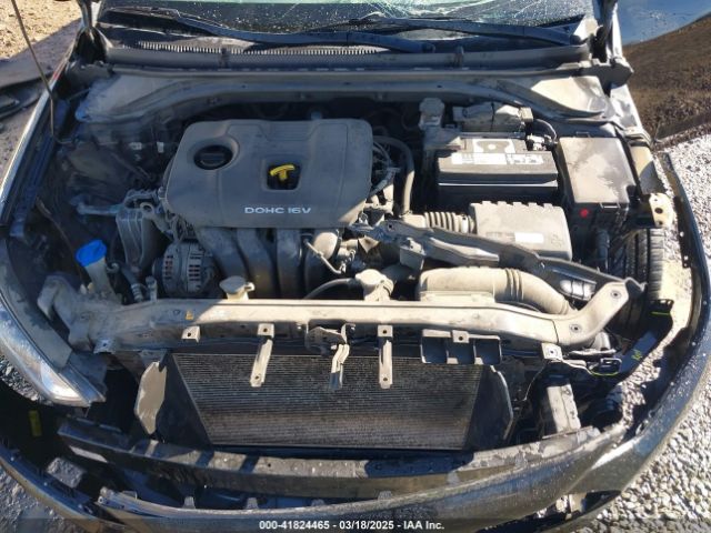 5NPD84LF2JH280803 Hyundai ELANTRA SEL