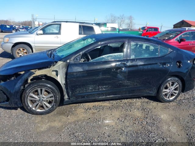 5NPD84LF2JH280803 Hyundai ELANTRA SEL