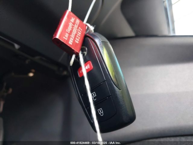JTDACAAUXP3008201 Toyota Prius Le