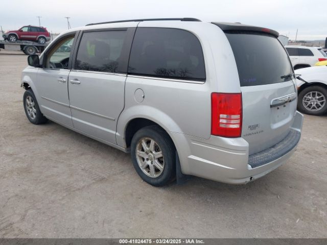 2010 CHRYSLER TOWN & COUNTRY 2A4RR5D18AR466614 Photo 2