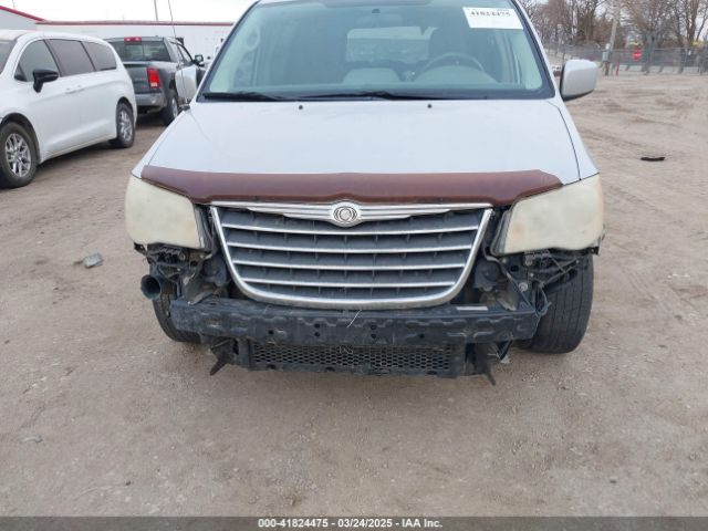 2010 CHRYSLER TOWN & COUNTRY 2A4RR5D18AR466614 Photo 5