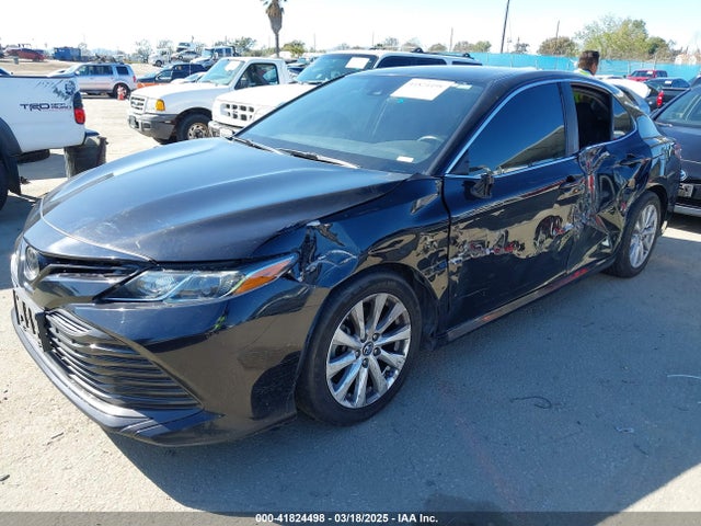 4T1B11HK1JU132420 Toyota CAMRY LE