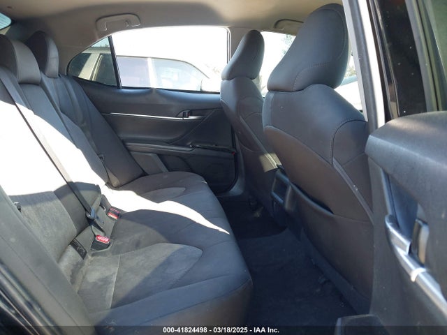 4T1B11HK1JU132420 Toyota CAMRY LE