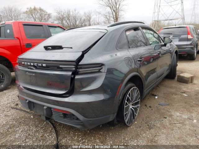2024 PORSCHE MACAN ELECTRIC WP1AA2XAXRL000512 Photo 3