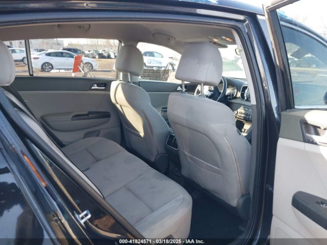 KNDPMCAC0K7575318 KIA Sportage Lx
