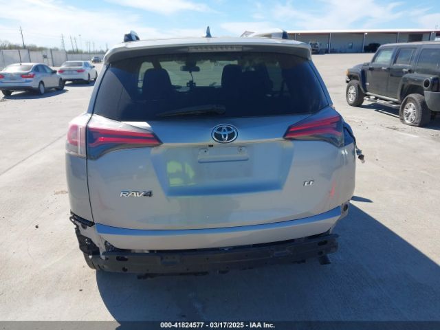 JTMZFREV3JJ184179 Toyota RAV4 LE