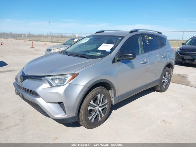 JTMZFREV3JJ184179 Toyota RAV4 LE