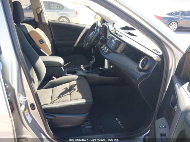 JTMZFREV3JJ184179 Toyota RAV4 LE
