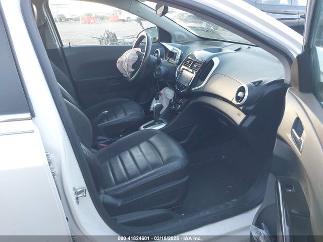1G1JG6SB8F4159005 Chevrolet Sonic Rs Auto