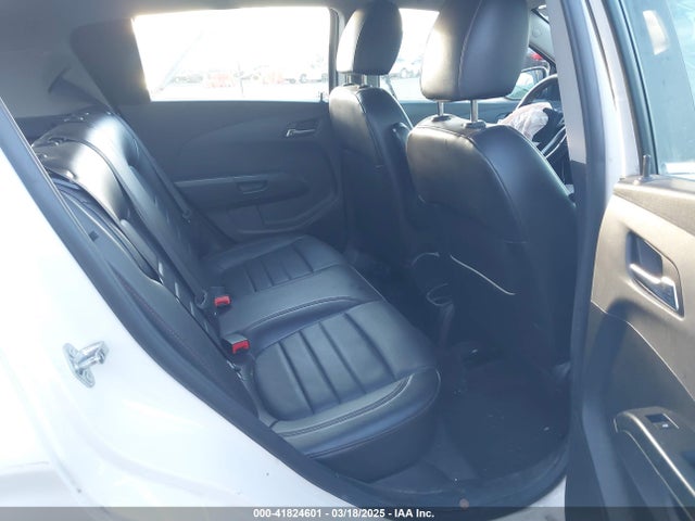 1G1JG6SB8F4159005 Chevrolet Sonic Rs Auto