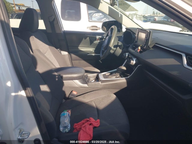 2T3W1RFV6LC055116 Toyota Rav4 Xle