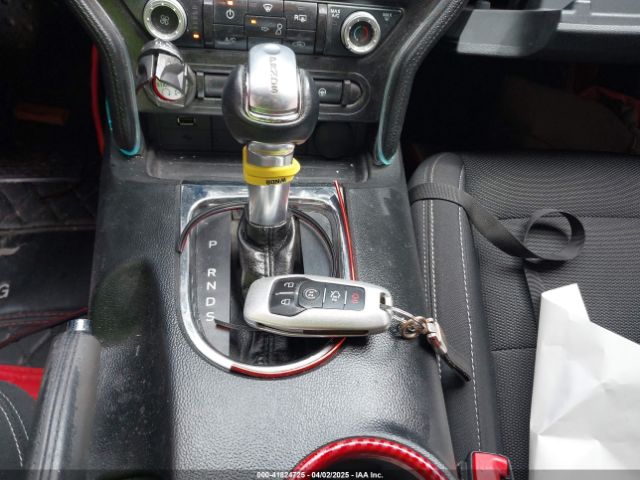 1FA6P8AM9F5396663 Ford Mustang V6