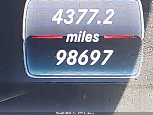 4JGDF6EE6HA846688 Mercedes-Benz Gls 450 4matic