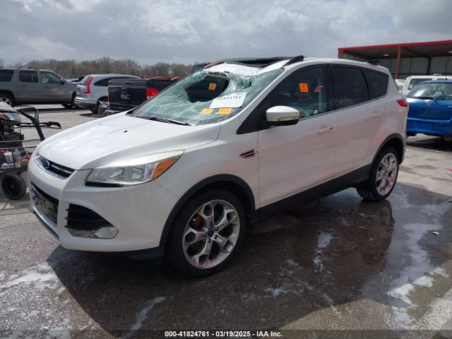 1FMCU9J97EUE39551 Ford Escape Titanium