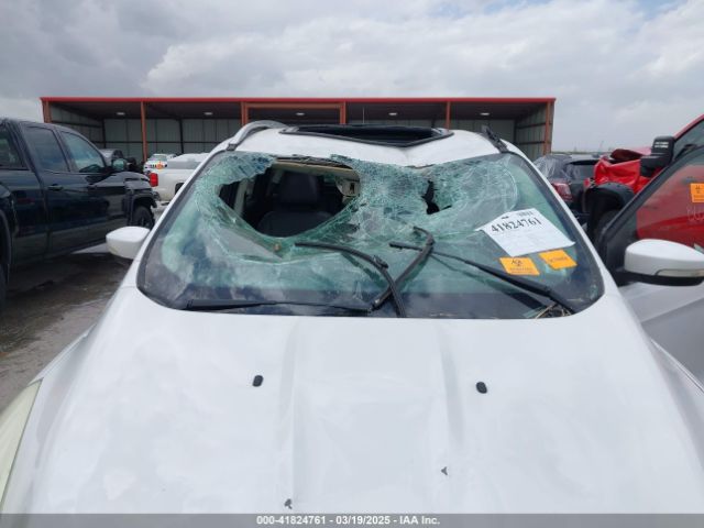 1FMCU9J97EUE39551 Ford Escape Titanium