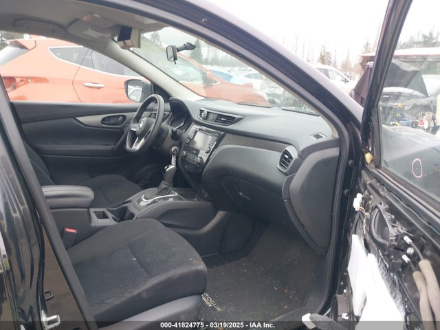 JN1BJ1CR6KW350001 Nissan Rogue Sport S