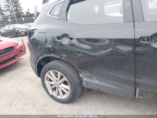 JN1BJ1CR6KW350001 Nissan Rogue Sport S