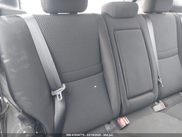JN1BJ1CR6KW350001 Nissan Rogue Sport S
