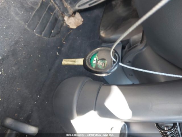 2003 MINI COOPER S WMWRE33413TD64309 Photo 10